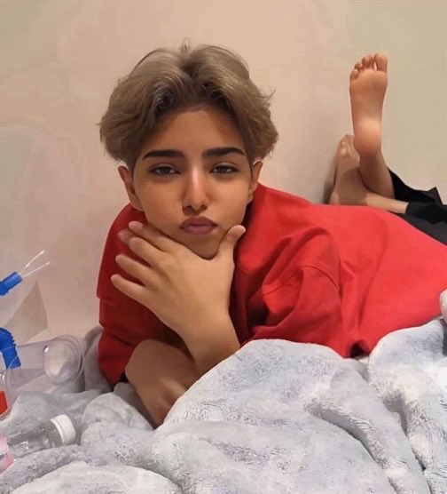 مشاهير فيك🐽 tweet media