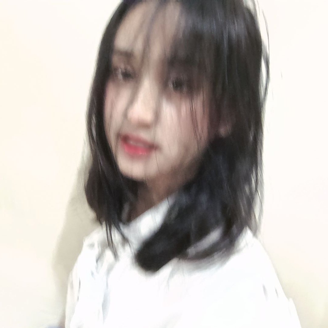 naelys. 💚 (lagi gak masuk mt/ht) tweet media