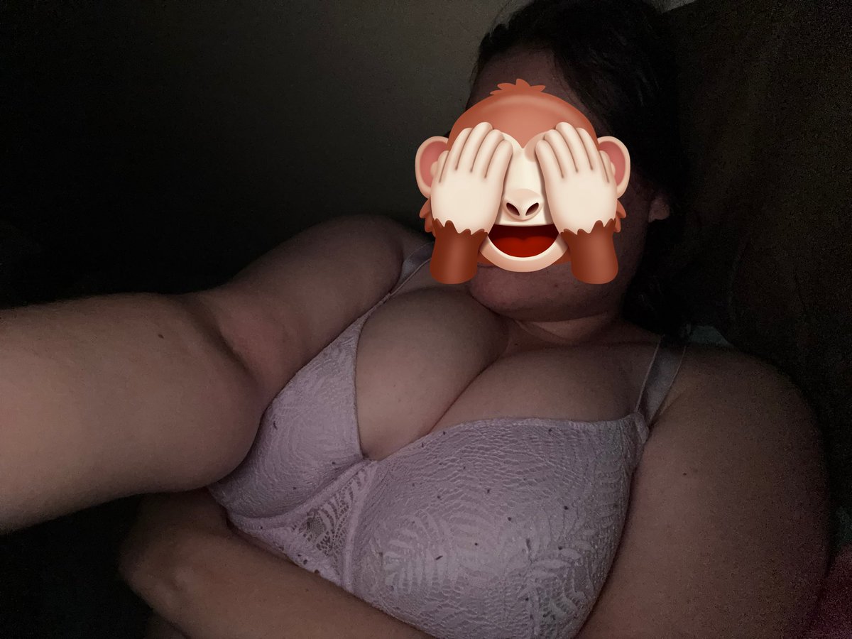 xlottiefaiithx's tweet photo. I’m now blind https://t.co/OXFy8Whzpo