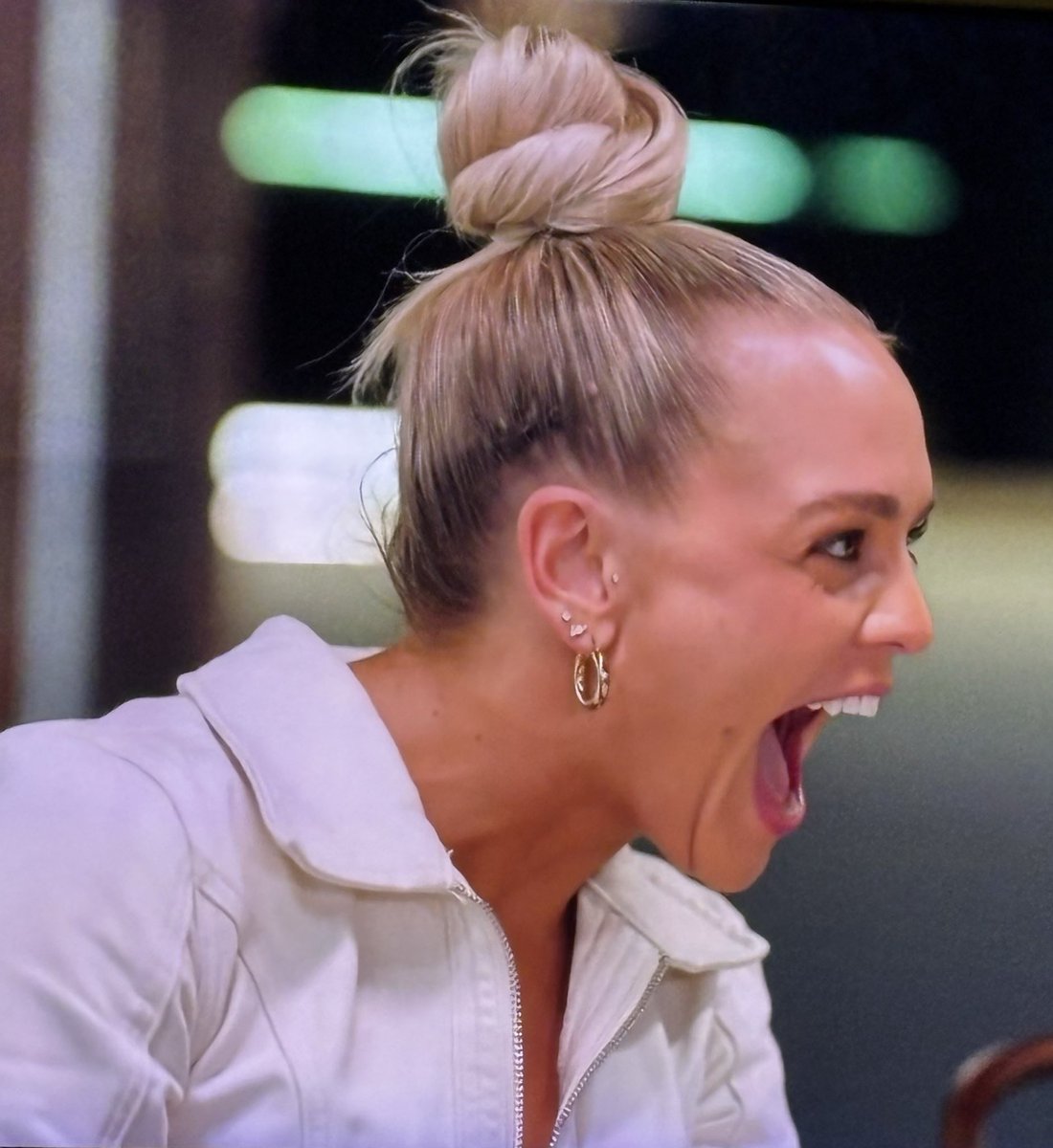 “i’m Cupid” 🍾🥂🍻🍷 tweet media