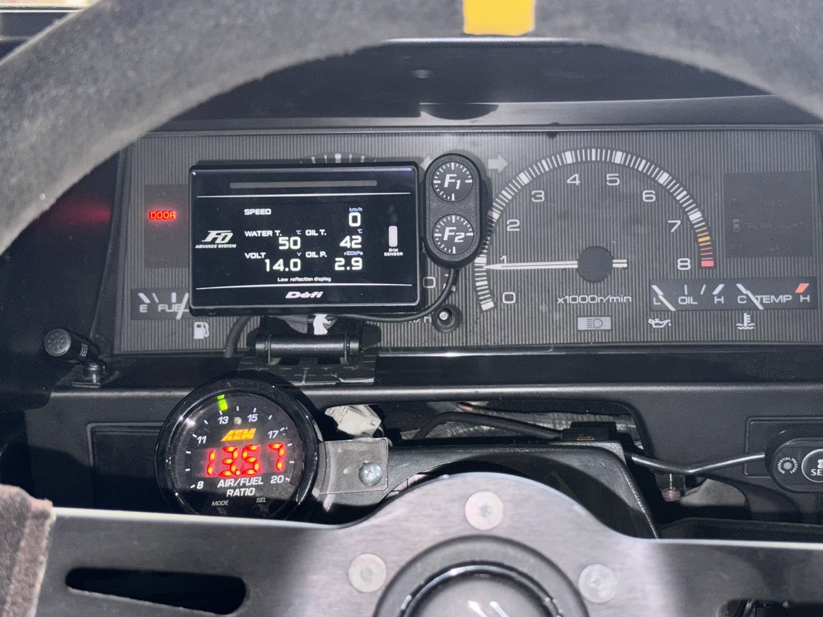 う す い tweet media