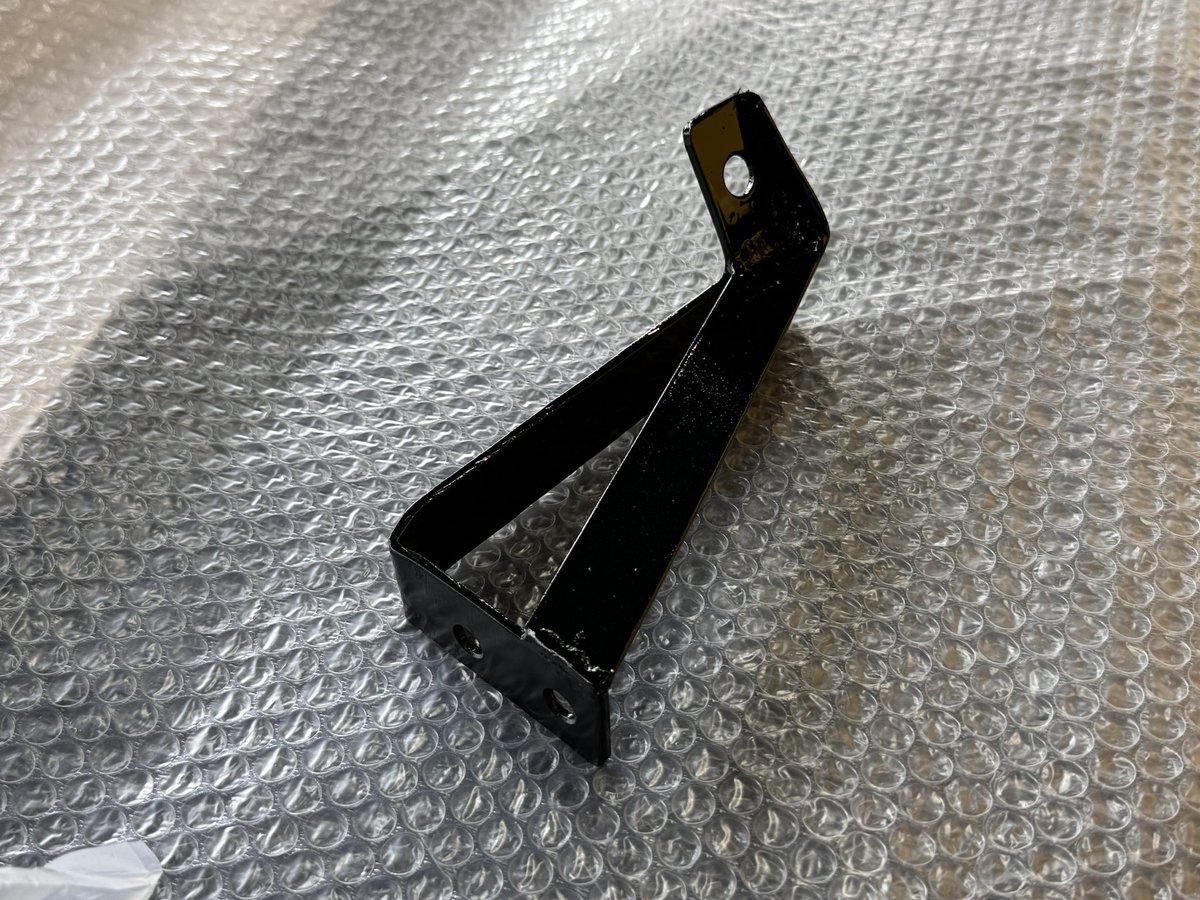 う す い tweet media