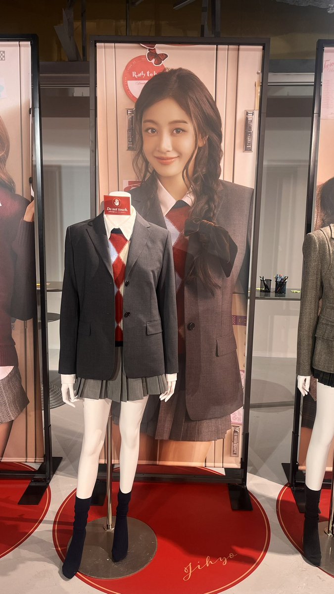 𝐦𝐚𝐲𝐚 tweet media