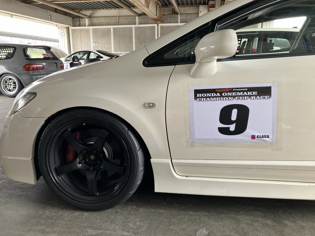 FD2tsuyoshi's tweet photo. ホンダワンメイクチャンピオンカップレース開幕戦　岡山国際サーキット
今年も体力と気力が続く限り参戦します https://t.co/n34Xzzp9nS