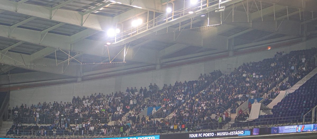 𝗗𝗲 𝘃𝗼𝗹𝘁𝗮 𝗮𝘀 𝘀𝗲𝗺𝗮𝗻𝗮𝘀 𝗱𝗲 𝗷𝗼𝗴𝗼ⵑ 💙

🎫 Informações de bilhética para o jogo no Estádio do Dragão para consultar em bit.ly/4bEzDe6

⚪️🔵 #CapitulodeAmbicao #amordeperdicao