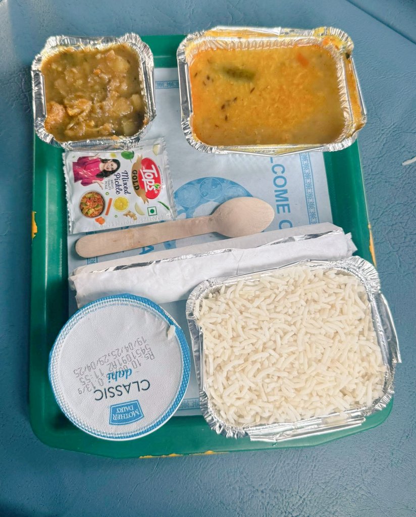 ᴋᴀᴛʏᴀʏᴀɴɪ tweet media