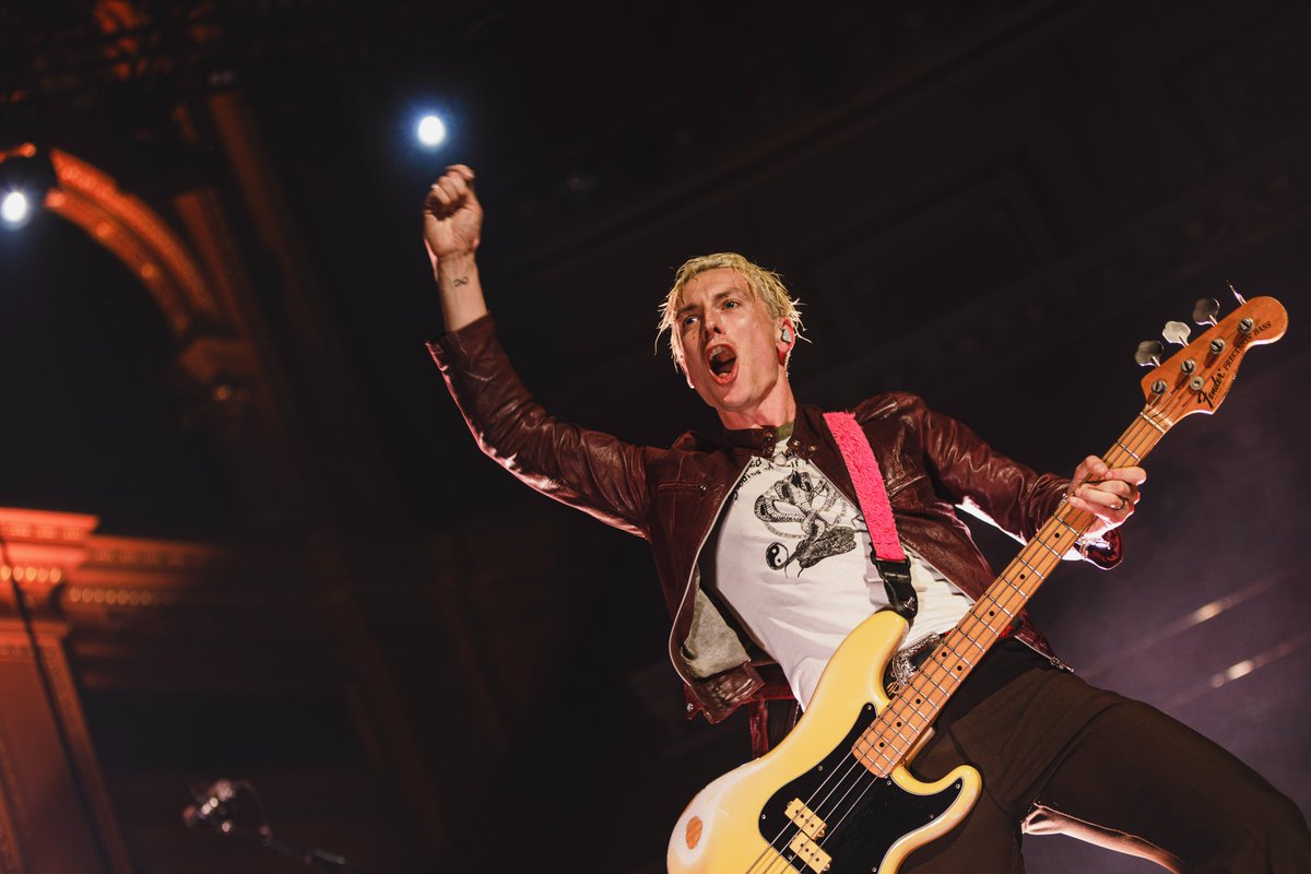 Teenage Cancer Trust tweet media