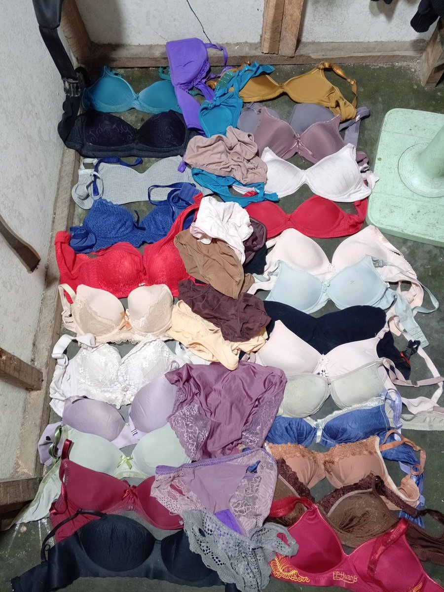 KurirVannamei's tweet photo. Stock terbaru selama idul Fitri kmren wkwk,silaturahmi sambil pantau jemuran https://t.co/CaY1CzCYvW