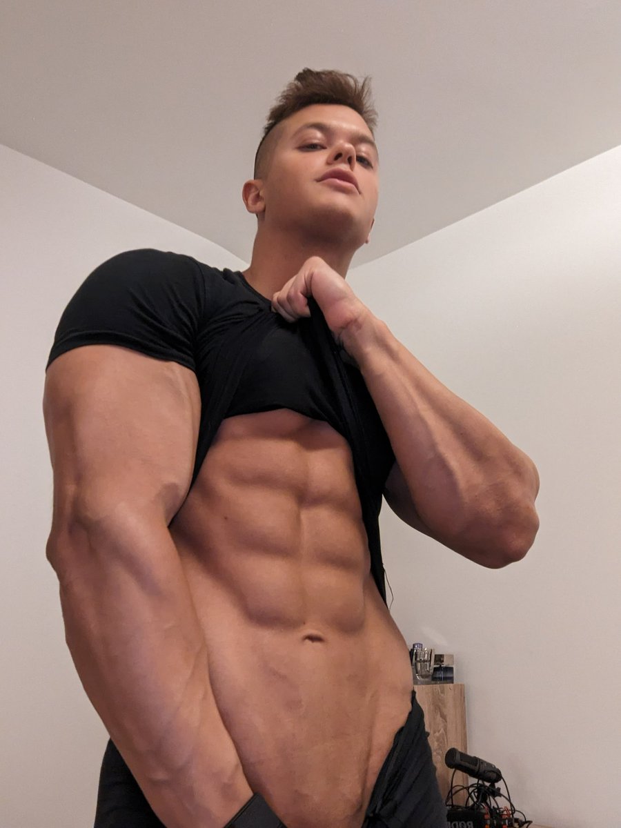 your naughty musclefreak tweet media