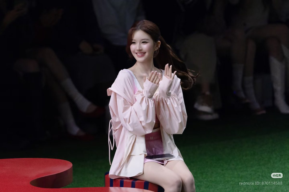 Boots 💙💜 tweet media