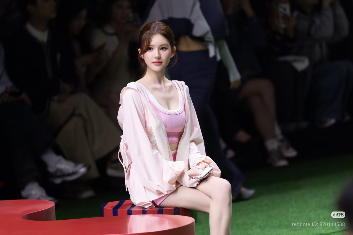 Boots 💙💜 tweet media