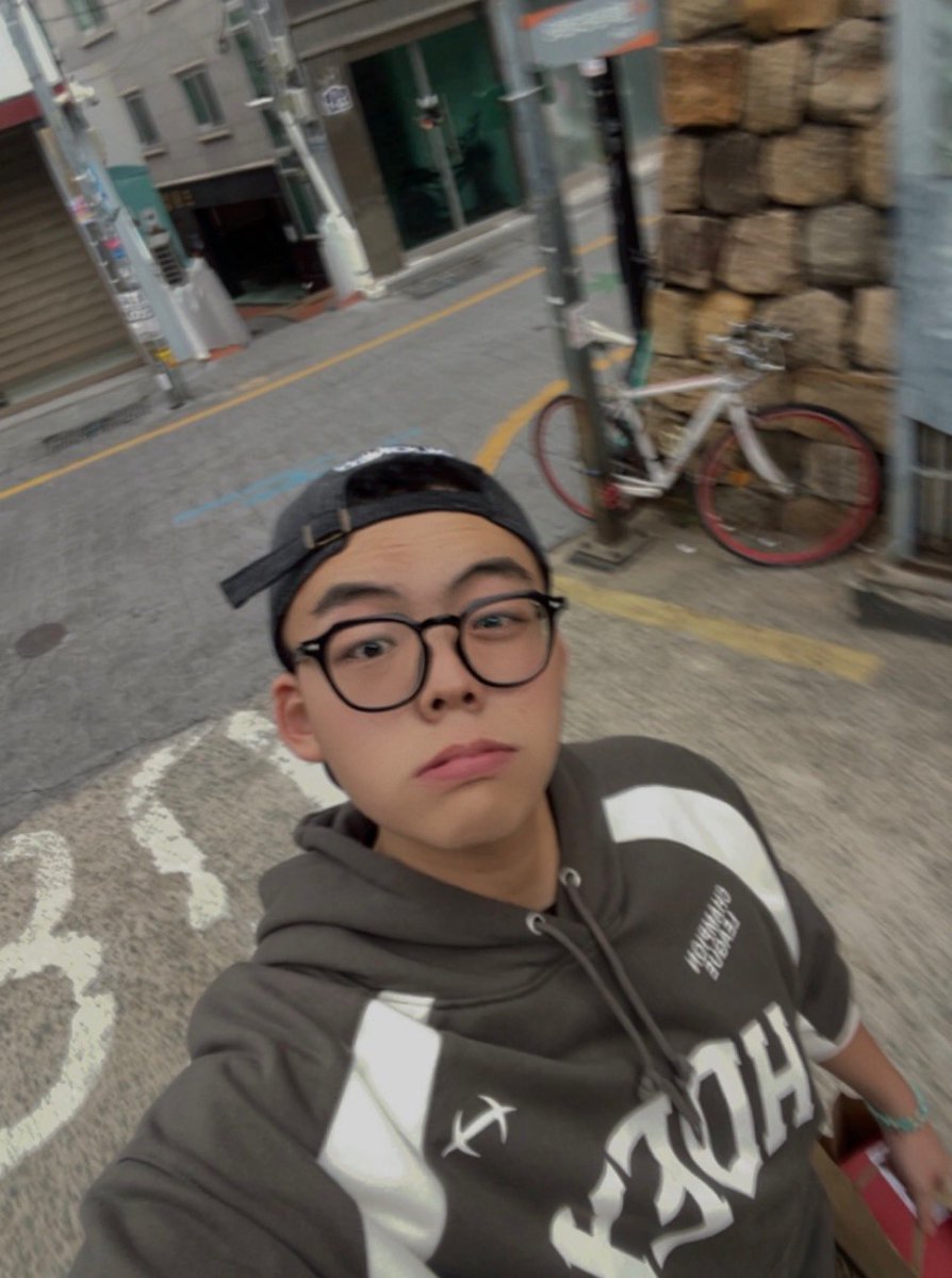 Heedong 희동이 🌇 tweet media