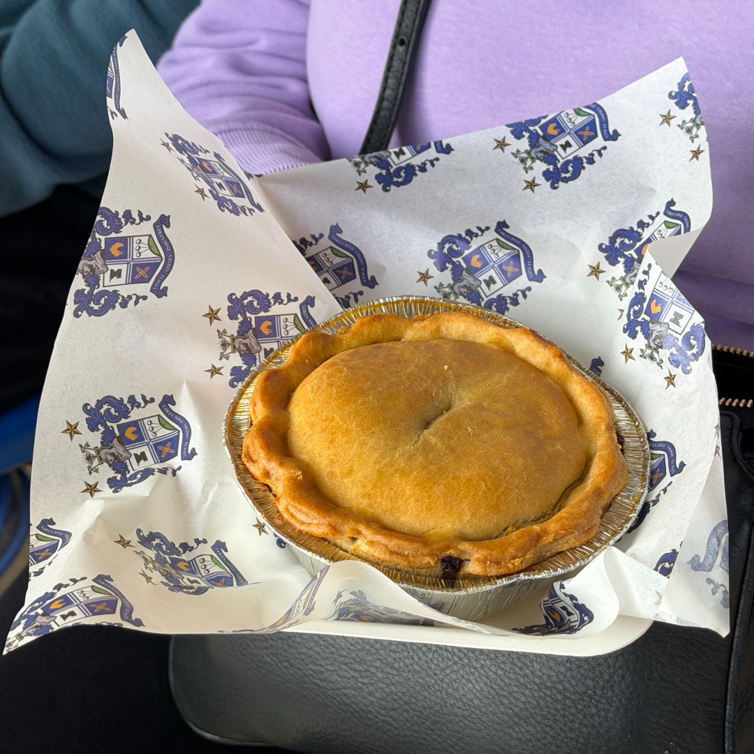 buryfcofficial's tweet photo. Matchday just got better at Gigg Lane 🔵⚪️

New food, more variety, shorter queues – from fan-favourite pies to street food &amp; our own 1885 Pilsner.

3 home games left... come down, back the lads, and enjoy the upgrades! ⚽️

Read more: https://t.co/4RGBkU8nhg

#BuryFC | #bfc140 https://t.co/JtmGe1rrpz