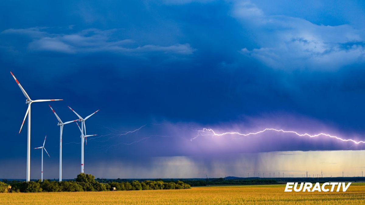 Euractiv tweet media