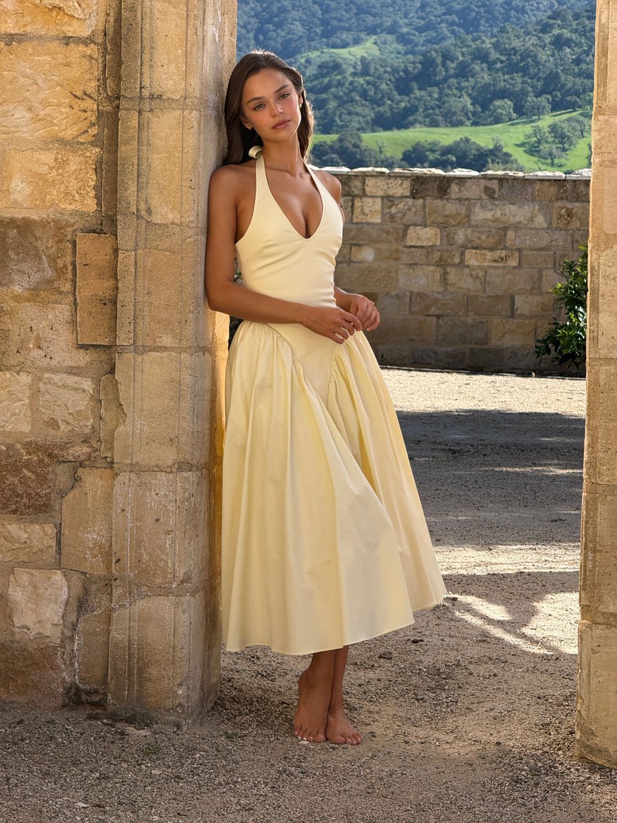 HouseOfCB's tweet photo. The House of CB Marilyn dress in lemon🍋 https://t.co/2UvN6o1oc5