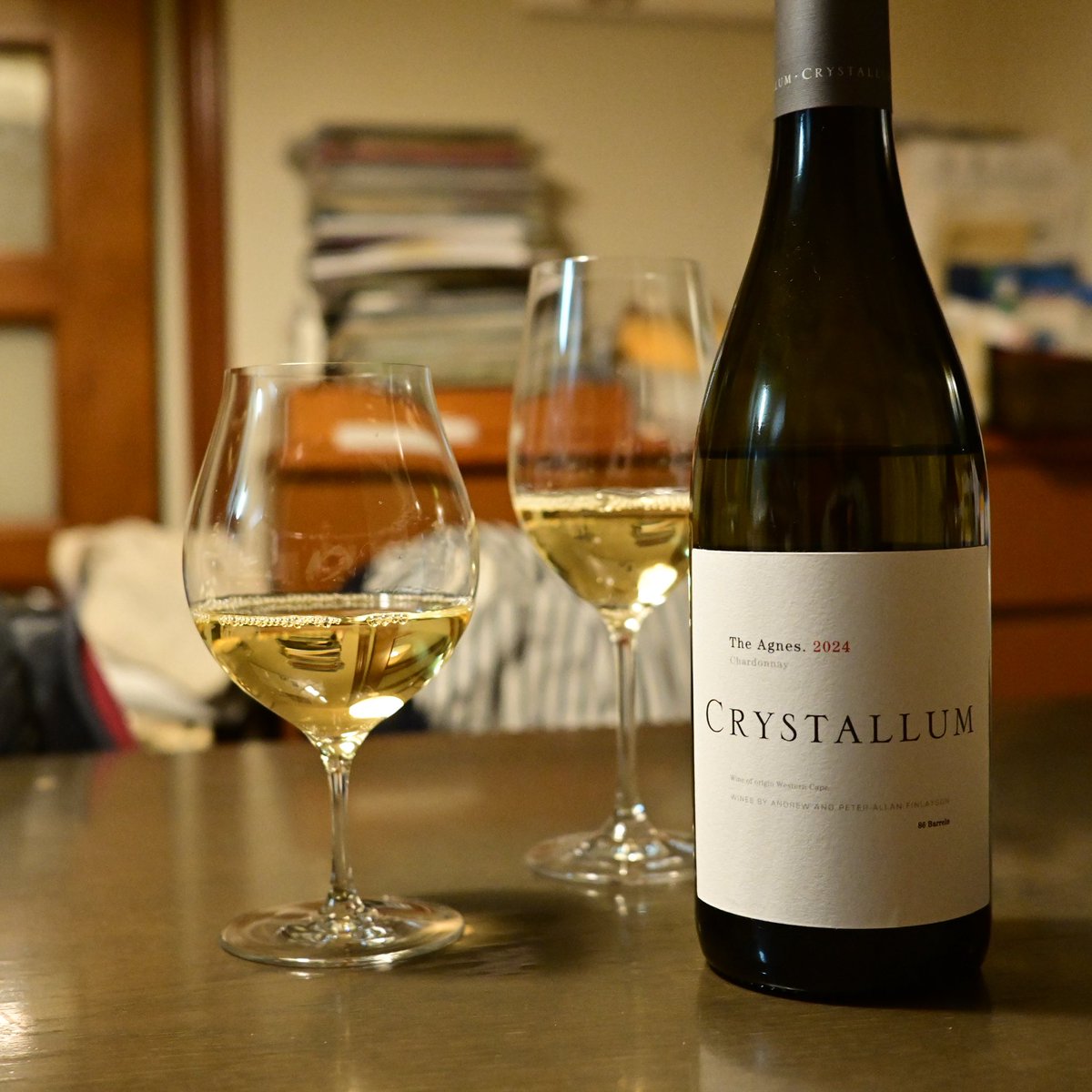 今夜のワイン
クリスタルム　ジ・アグネス　シャルドネ　2024

簡素だが　わたし好みのエチケット
アグネスは　娘や孫の名前ではなく　祖母の名前