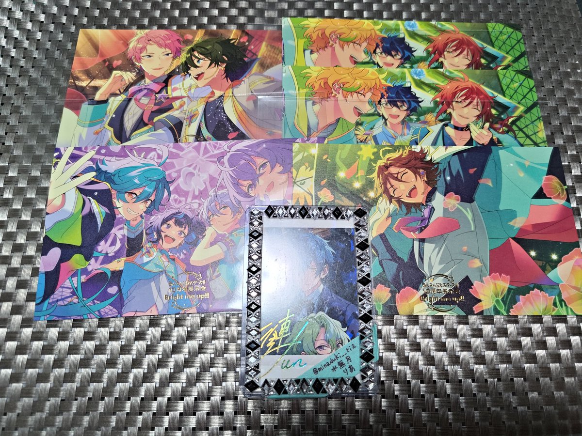 水無月りあ@お取引垢 tweet media