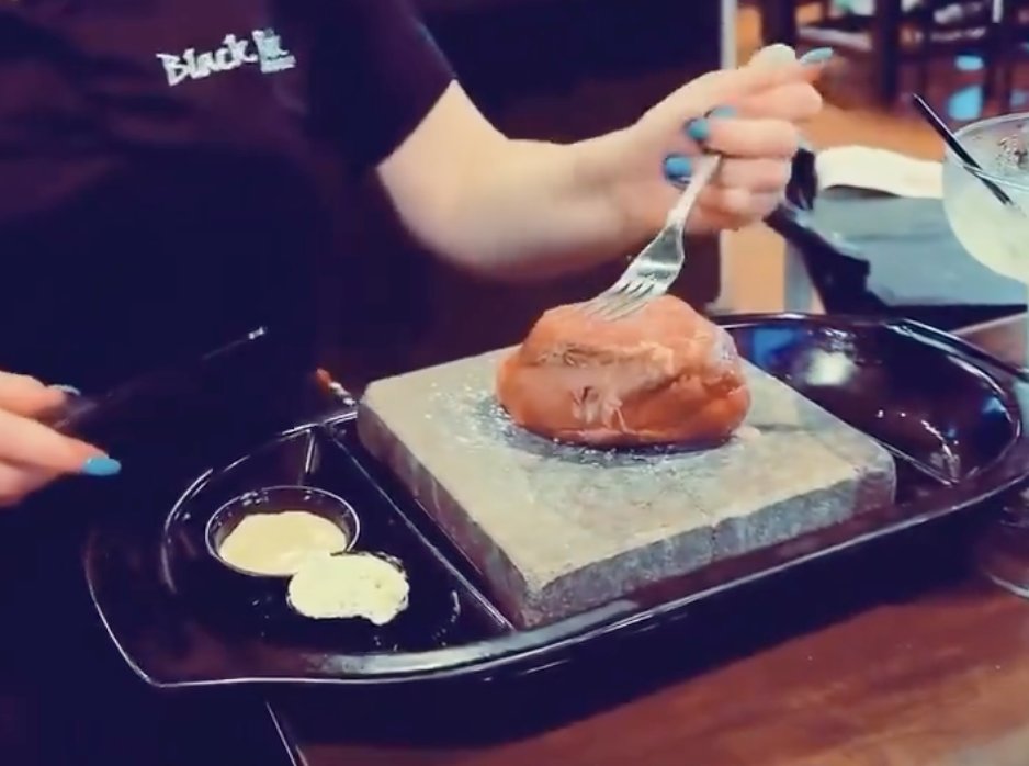 griffin🎃 tweet media