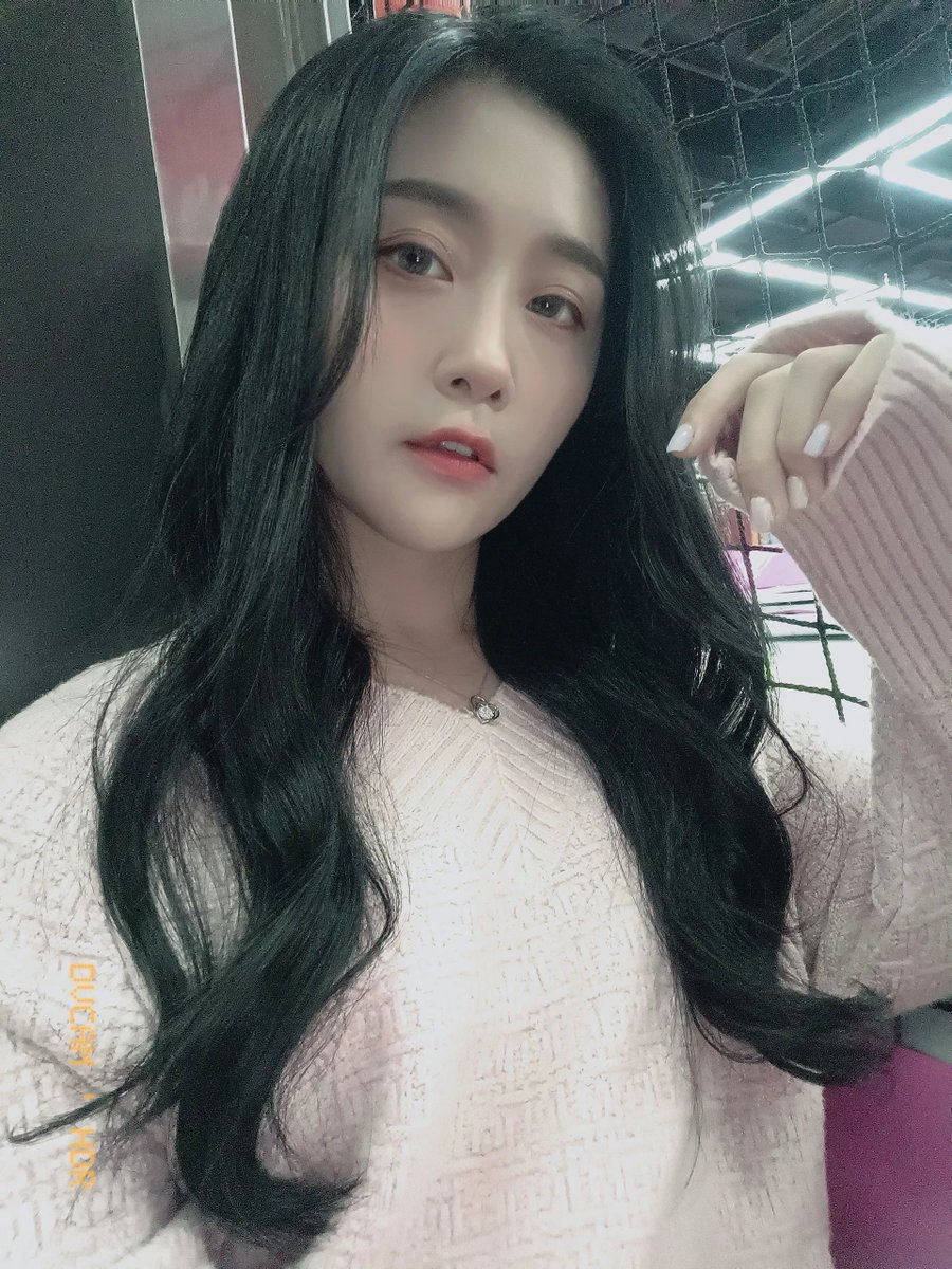 殯葬業-雯如 tweet media