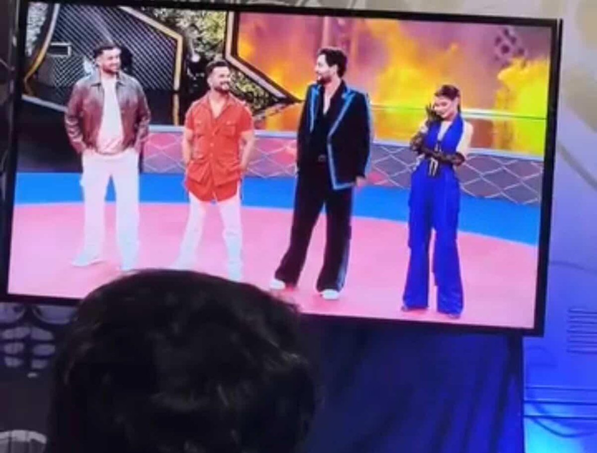 Deepak Agrawal tweet media