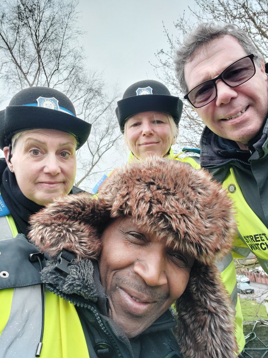 DudleyTownWMP's tweet image. Officers from DC2 was out on patrol with the London Heights Street Watch . Thanks to the guys for coming out on patrol on this wet and windy Sunday afternoon. 
#communityengagement
#saferstreets