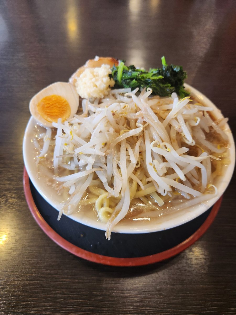 harucette's tweet photo. 【26～27軒目】

26.麺屋 松龍
27.麺屋 蒼空豚

前者が一昨日、後者が昨日です。
あともうちょい、向こう二週間以内には完走報告できる筈！

#滋賀ラーメンwave https://t.co/az4jTboIpt