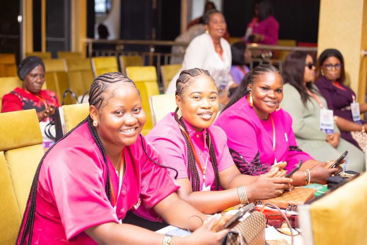 youpadofficial's tweet photo. Highlights from the Agora by YouPaD Dialogue Series:
 • Intergenerational talks on women in local governance 
• Practical discussions on barriers, access and political inclusion 
• Ideas to strengthen citizen participation 
• Focus on peacebuilding ahead of 2027 elections. https://t.co/Y2GJ7sYAb6