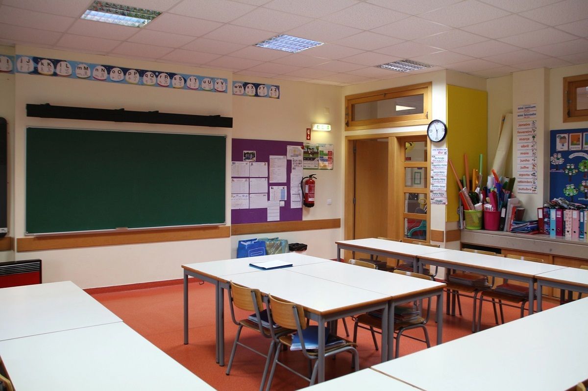 JToulousain's tweet image. [En régions] SEINE-SAINT-DENIS
Face aux 296 fermetures de #classes, les enseignants de #SeineSaintDenis en #greve ce mardi 
buff.ly/NULqBJt