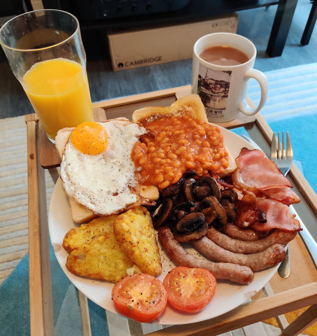 No Context Brits tweet media