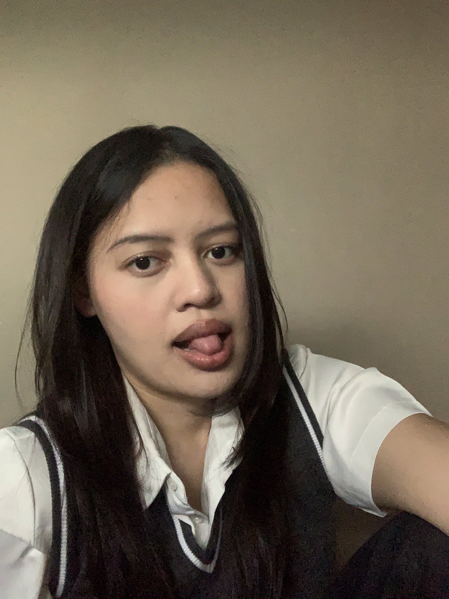 Little Tree tweet media