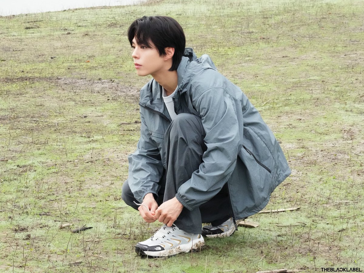 สบายๆสไตล์โบกอม😊

2026.03.30 (6:16 KST) [BEHIND] THE NORTH FACE '2026 S/S' BEHIND PHOTOS

🩵<a href="/BOGUMMY/">박보검</a> 💙

Park Bo-gum 🫶🏻

#ParkBoGum #พัคโบกอม #박보검
#TheNorthFace 

m.cafe.daum.net/BOGUMMY/V2MO/1…