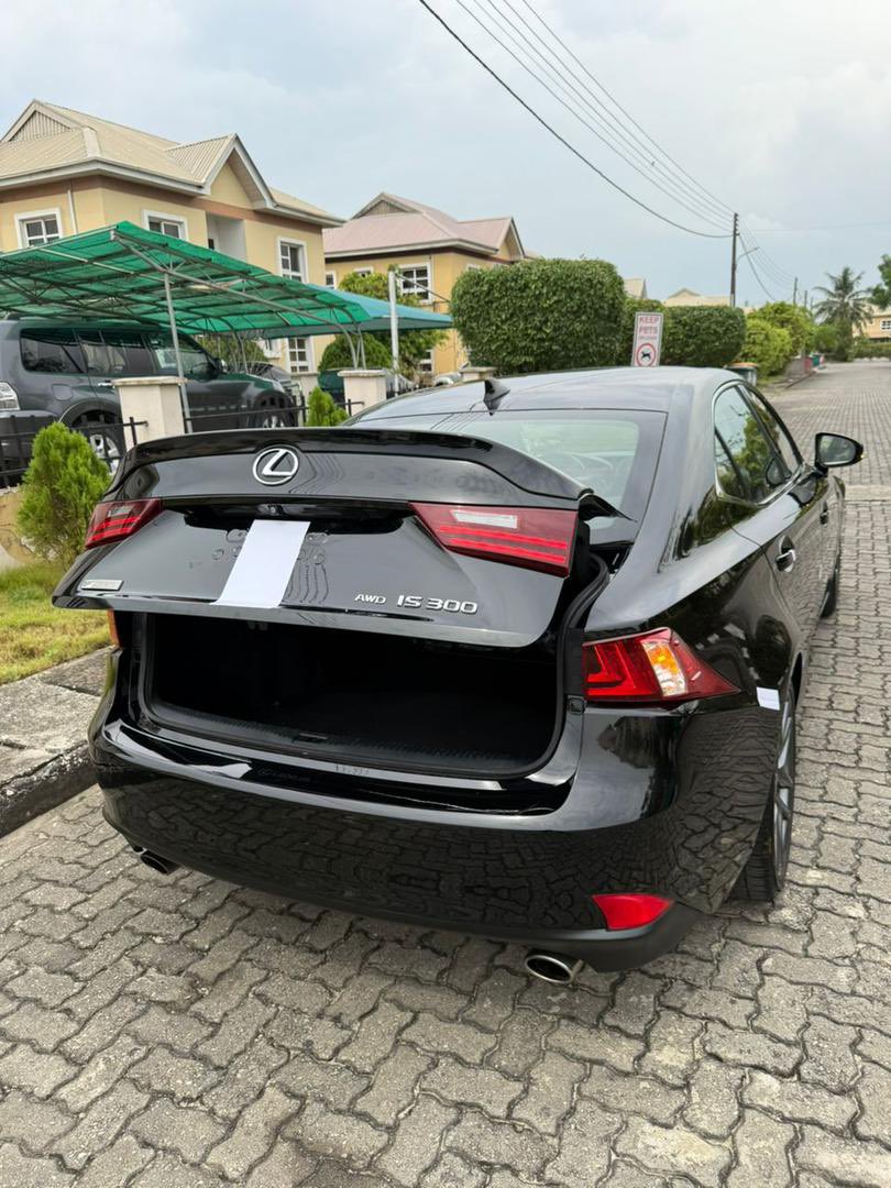 Olamhilekan tweet media