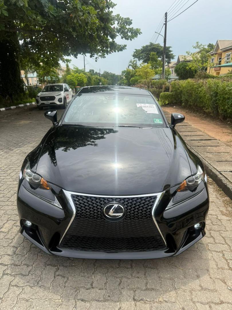 Olamhilekan tweet media