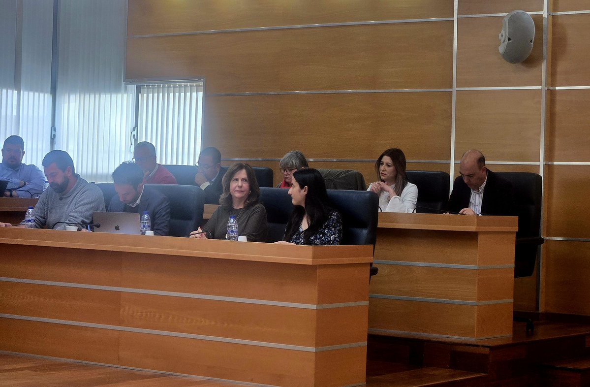 🚫No vamos a permitir nunca que se use a las mujeres para atacar a ningún colectivo. 
Antonio Martínez de Vox, investigado por delito de odio contra mujeres musulmanas y sus hijos, respaldado por PP no tienen legitimidad ninguna.
🚫No quieren hablar de Molina de Segura: de la