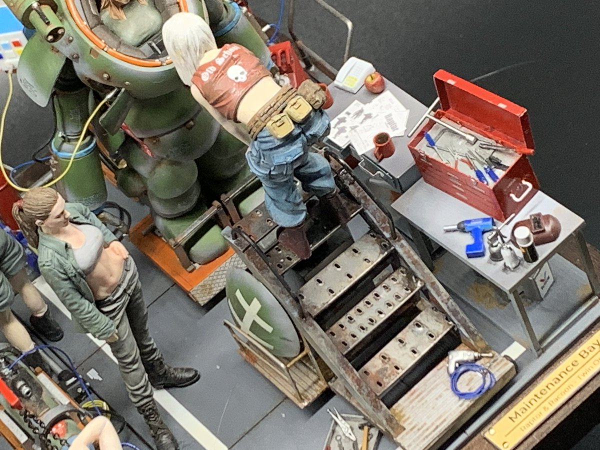 hally_works（EVERRIVER） tweet media