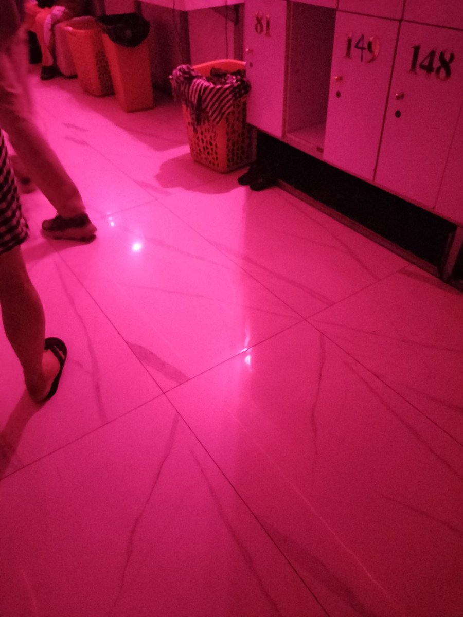 Top only free place X. tweet media