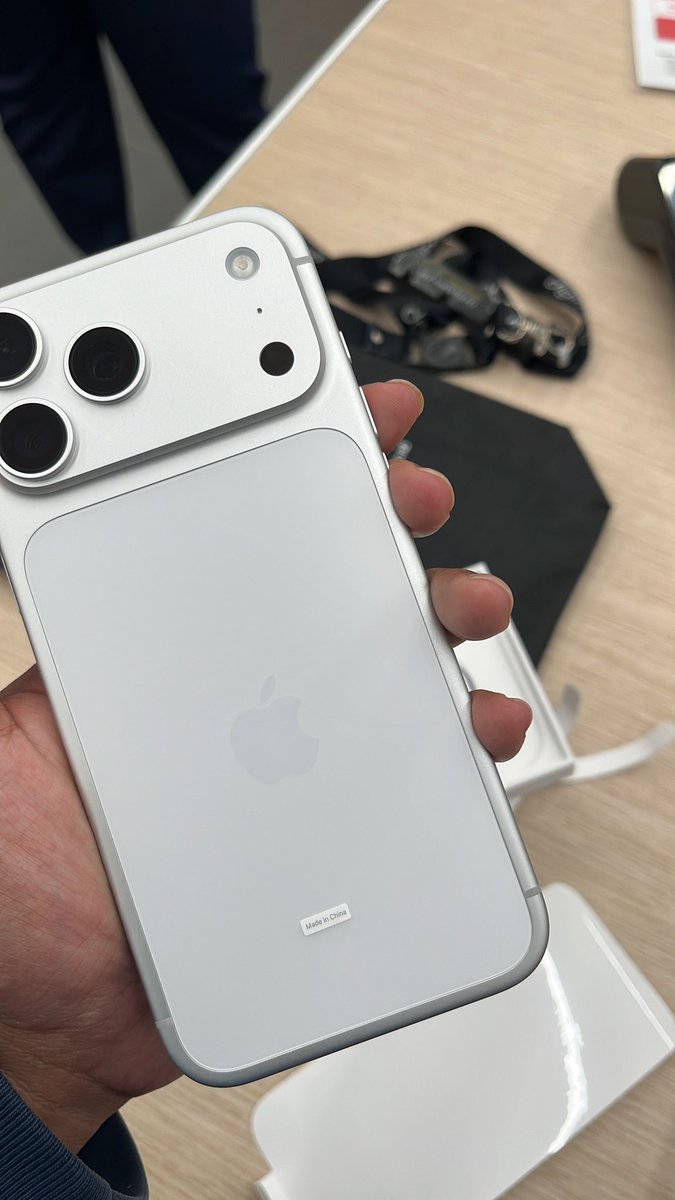 Hope Dlamini tweet media