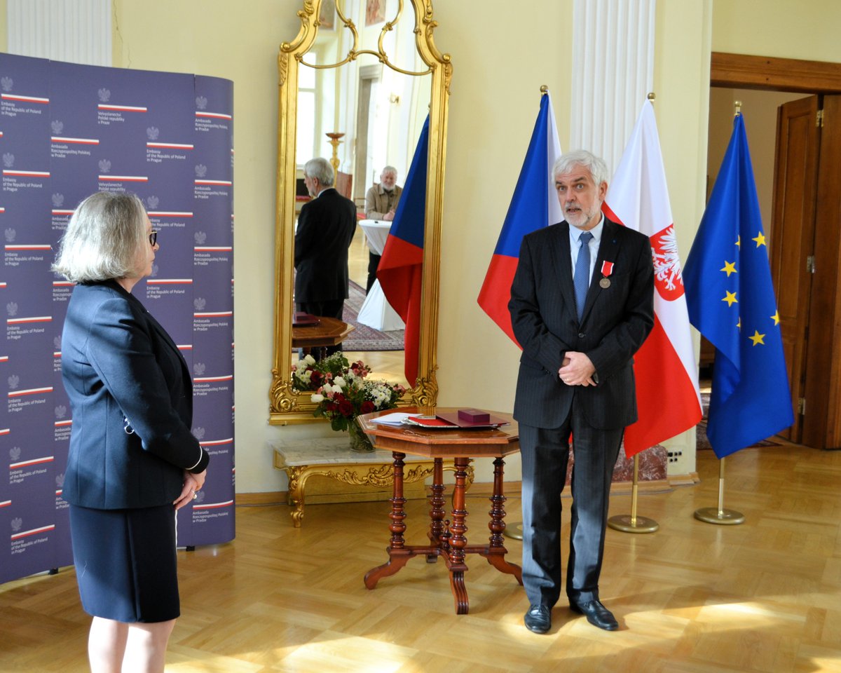 PLinCzechia tweet media