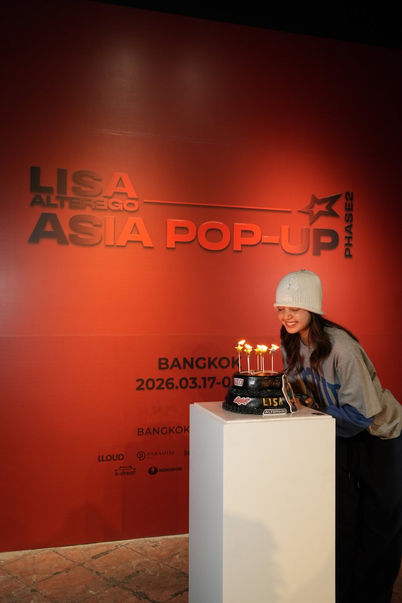 𝒏𝒂𝒊𝒓𝒂 (@peachyviinty) on Twitter photo 