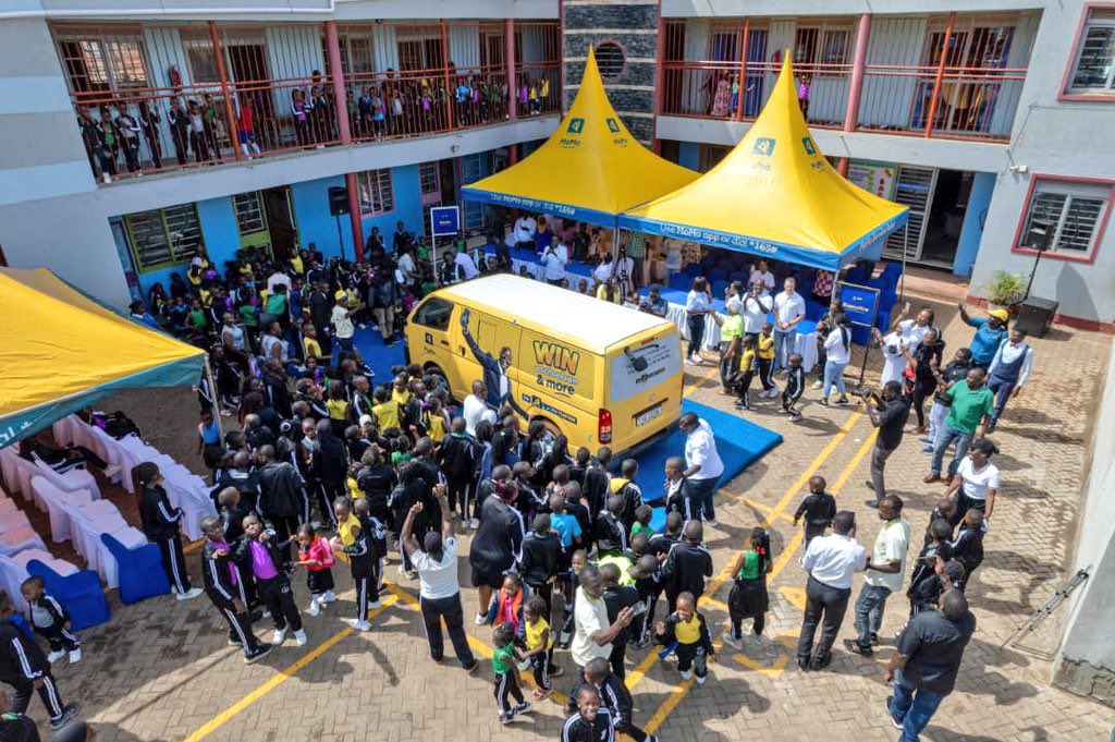 Rachel_thee tweet media