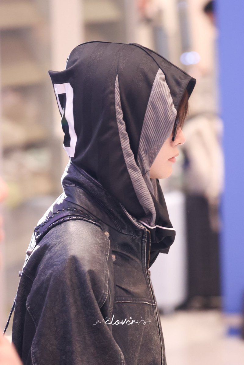 𝚌𝚕𝚘𝚟𝚎𝚛 ☘︎ tweet media