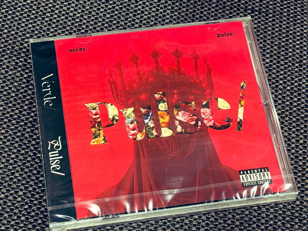 opera_yo's tweet image. 今日はVerde/のスタジオでした。CDもらった！！パルスっ！！なう。🦌