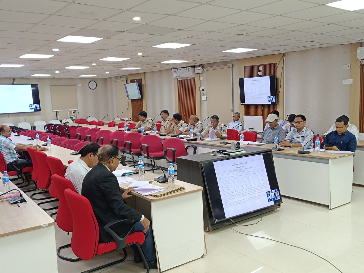 Saran_dm's tweet image. #ScStAtrocityAct 
#Monitoring 
#meeting 
#saran 
#chapra 
@SCSTWelfareDept
@IPRDBihar