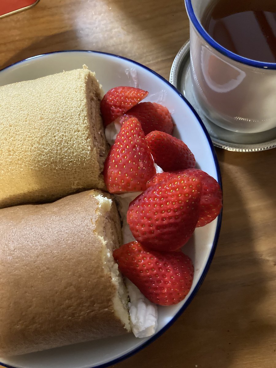 メリーサン tweet media