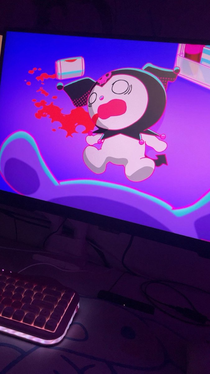 clo 🎀 tweet media