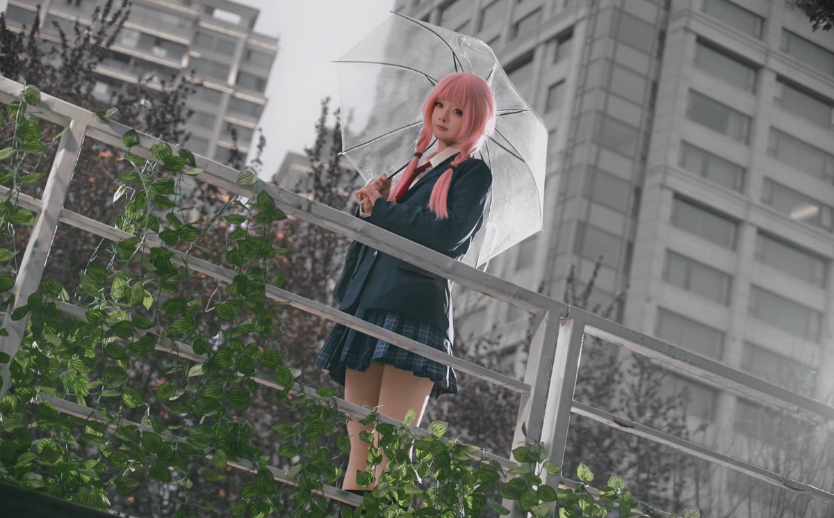 ill027Coser's tweet photo. 名前のない花のような

#花譜美術部 #神椿変身部 https://t.co/ixwewjlKav
