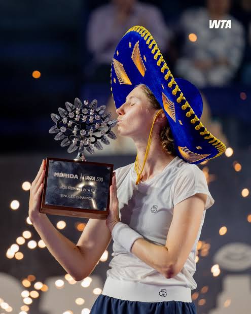 sopii🦋 tweet media