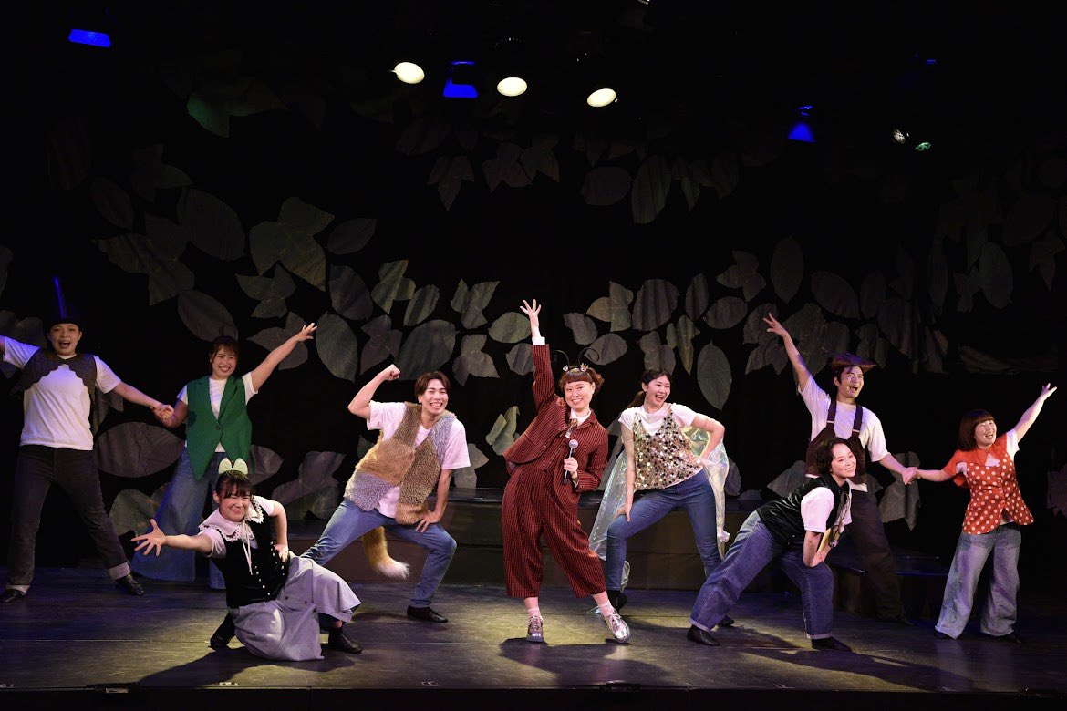 tomochi_1023's tweet photo. イッツフォーリーズ新人公演
『ファーブル昆虫記』
全公演終演いたしました

ご来場いただいた皆様ありがとうございました！
そして49期のみんな、先輩出演者、スタッフの皆さんお疲れ様でした✨

『十二人の怒れる男』から引き続き振付として参加させていただき、また一歩前に進めた気がします🔥 https://t.co/UEDTzLcOF4