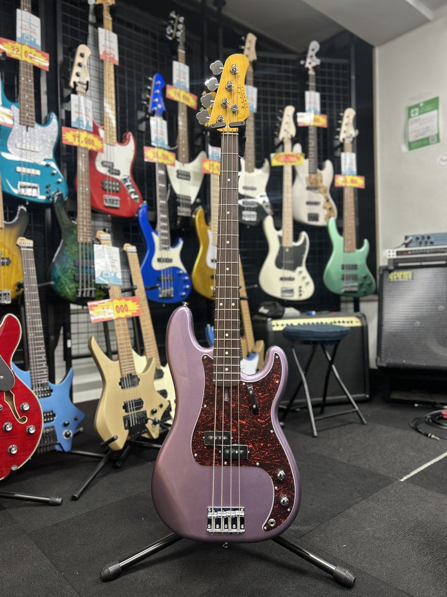woofy basses / Classic Series P Bass 4 BM 充実した低域と豊かな中域