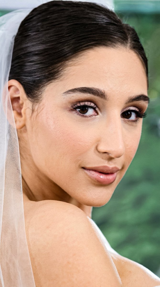 UHQ TWEETS tweet media